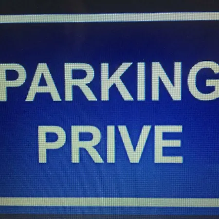 Tu Casa Parking Fibre Optique Netflix Apartman *